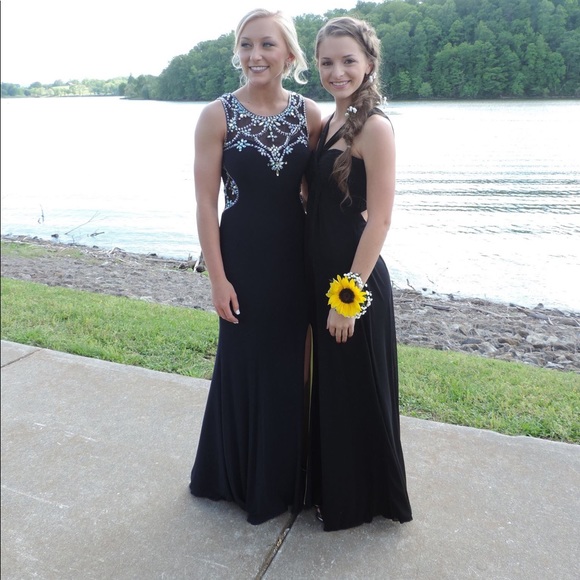 Navy Blue Formal/Prom Dress - Picture 2 of 5